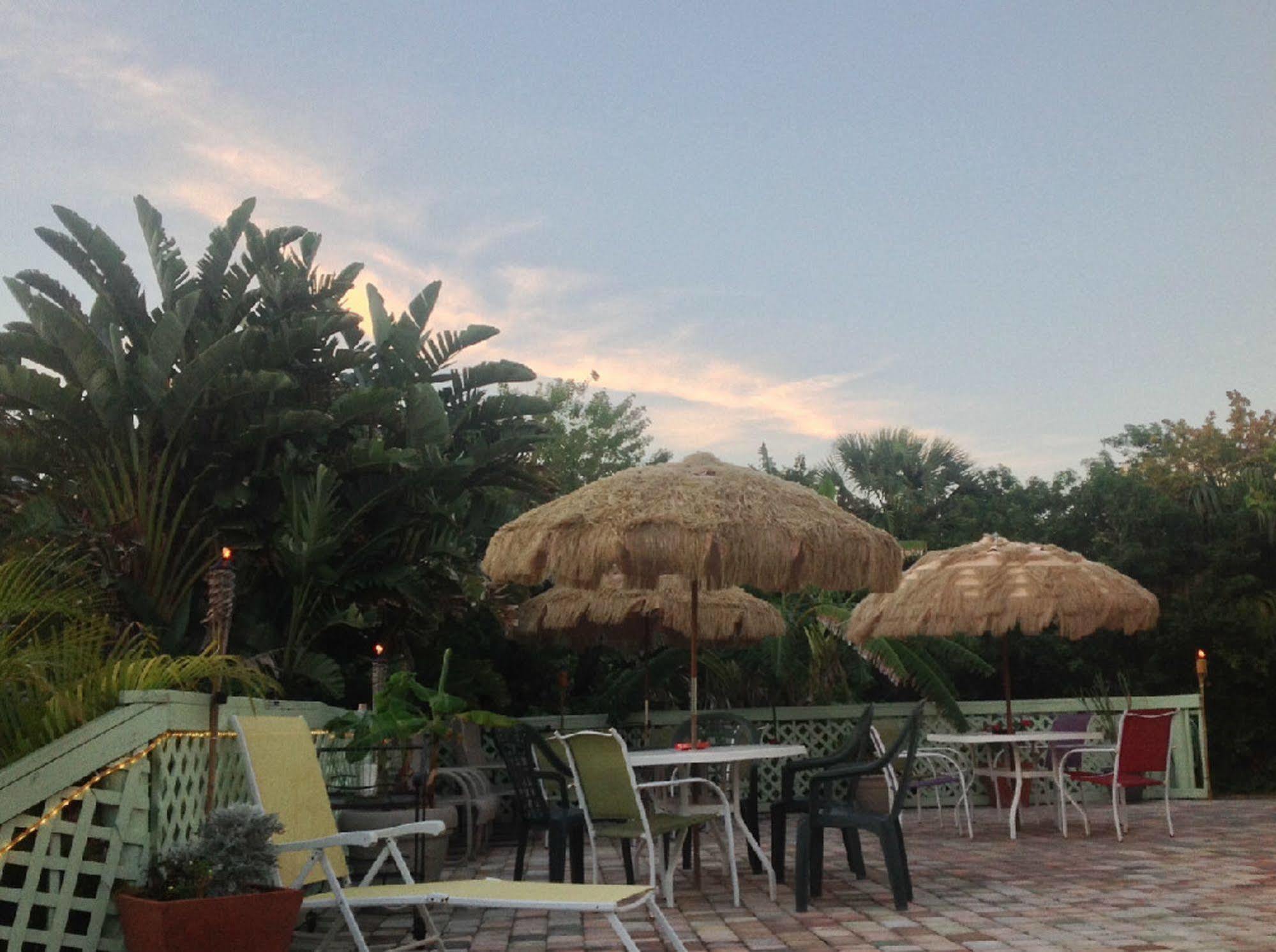Mellon Patch Inn Port St. Lucie Exteriör bild